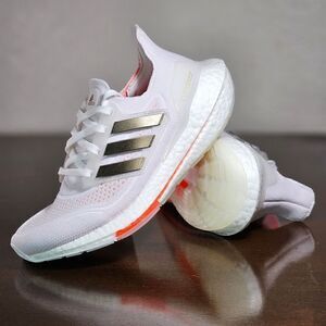 Adidas Ultraboost 21 Tokyo Running Shoes Women's 6 White Gold Pink S23840 New